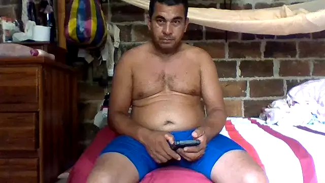 Snapshot of axomen chatting on March 2025 06:19:02 PM axomen online show from March 2025 06:19:02 PM