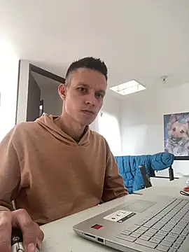 Snapshot of yequeal chatting on February 2025 06:15:02 PM yequeal online show from February 2025 06:15:02 PM