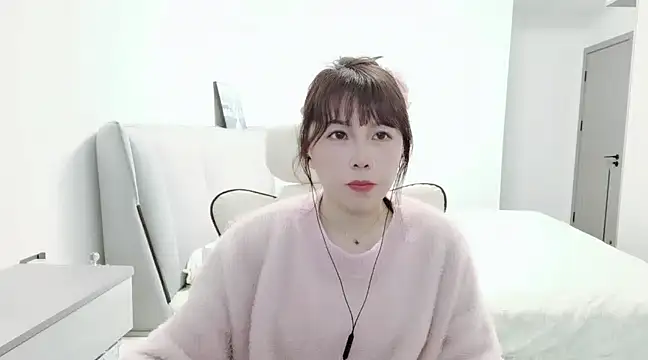 Sunset glow online show from February 2025 01:29:01 PM