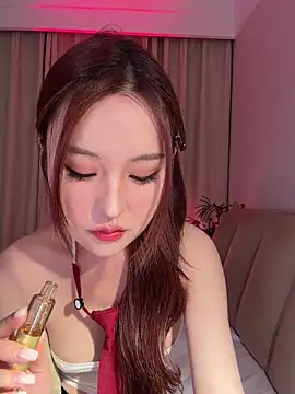 sphynx- - online show from May 2026 12:55:01 PM