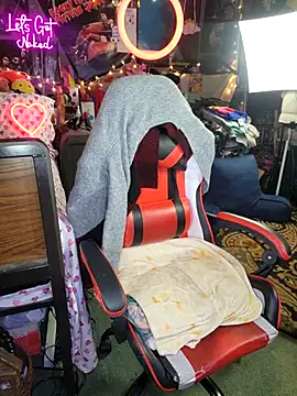 Snapshot of VelvetDiablo chatting on February 2025 03:53:01 AM VelvetDiablo online show from February 2025 03:53:01 AM