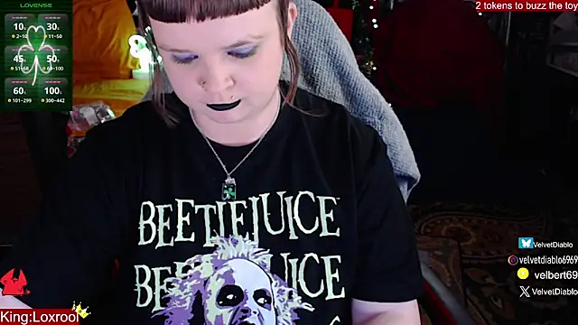 Snapshot of VelvetDiablo chatting on March 2025 11:44:02 PM VelvetDiablo online show from March 2025 11:44:02 PM