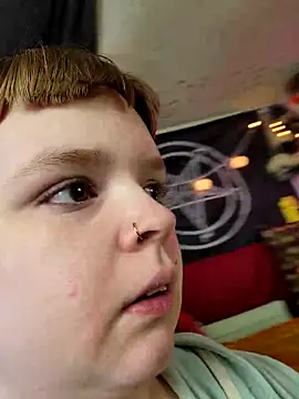 Snapshot of VelvetDiablo chatting on March 2025 11:43:01 PM VelvetDiablo online show from March 2025 11:43:01 PM