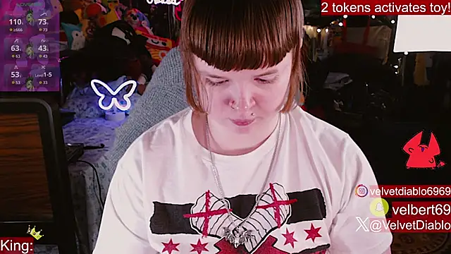Snapshot of VelvetDiablo chatting on May 2026 11:23:01 PM VelvetDiablo online show from May 2026 11:23:01 PM