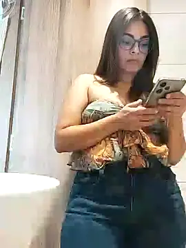 Ivanna2 online show from January 2025 09:58:01 PM