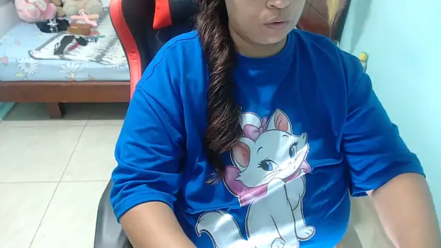 Snapshot of NatalySexxxMilk chatting on January 2025 10:48:02 AM NatalySexxxMilk online show from January 2025 10:48:02 AM