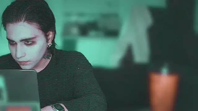 sademobeer online show from April 2026 04:23:01 PM