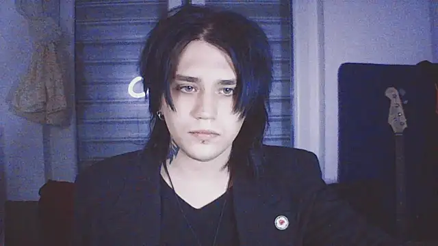 sademobeer online show from April 2026 01:53:01 AM