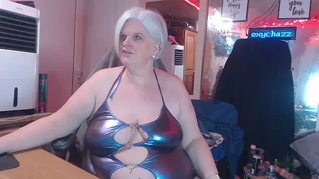 sexychazza16 online show from February 2026 09:29:02 PM