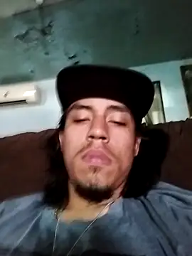 AlexAlejandro13 online show from March 2026 09:37:01 PM