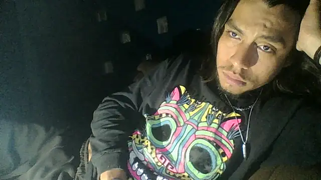 AlexAlejandro13 online show from April 2026 07:13:02 AM