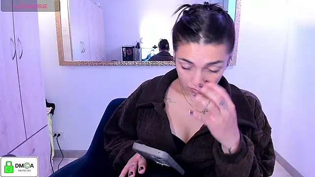 EricaVanderhill online show from July 2026 06:54:01 PM