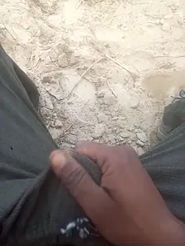 FinableKnee online show from December 2025 09:58:01 AM