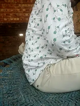 FinableKnee online show from April 2026 09:26:01 AM