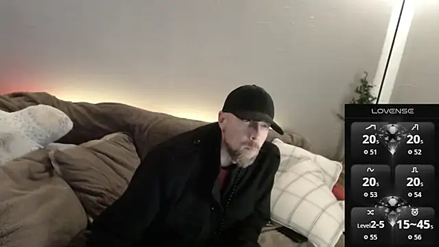 MaxRouger online show from December 2025 06:44:01 AM