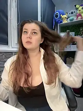 CandyShoopp online show from December 2024 05:39:01 PM