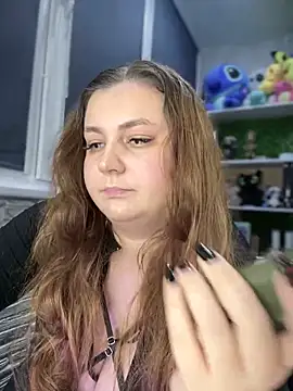 CandyShoopp online show from February 2025 04:54:01 PM