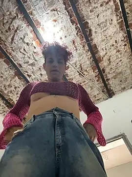 Alicbranca online show from September 2025 07:25:02 PM