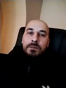 WyzzzXxX online show from February 2025 01:30:01 PM