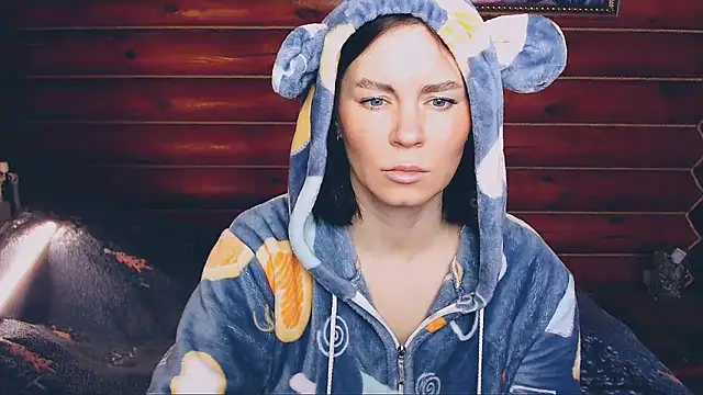 Platina Fox online show from February 2025 05:25:01 AM