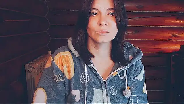 Snapshot of Platina_Fox chatting on January 2026 04:28:02 AM Platina Fox online show from January 2026 04:28:02 AM