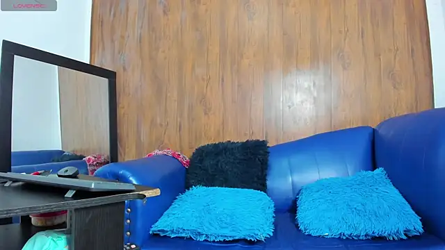 Mature Skinny online show from February 2025 12:28:01 PM