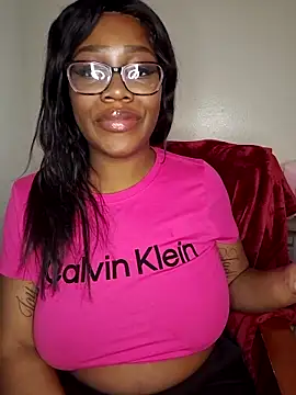 Snapshot of lollycoco chatting on February 2026 12:06:02 AM lollycoco online show from February 2026 12:06:02 AM