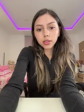 Sensualtease online show from December 2025 09:01:02 PM