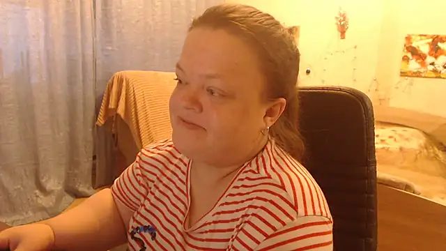 Janiffer MiMi online show from February 2025 02:34:02 PM