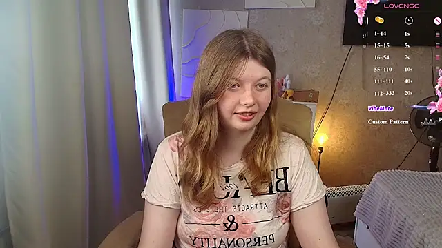 Snapshot of Vivian_cutie chatting on June 2026 03:49:02 PM Vivian cutie online show from June 2026 03:49:02 PM