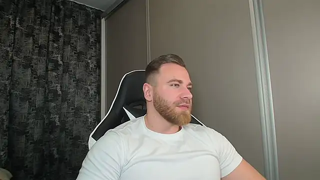 Thori92 online show from December 2024 07:21:01 PM