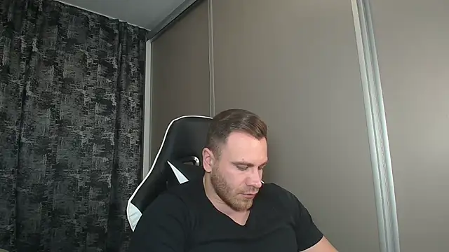 Thori92 online show from January 2025 08:00:01 PM