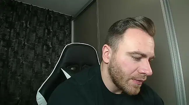 Thori92 online show from February 2025 06:06:01 PM