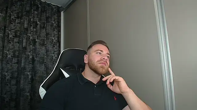 Thori92 online show from November 2025 06:41:04 PM