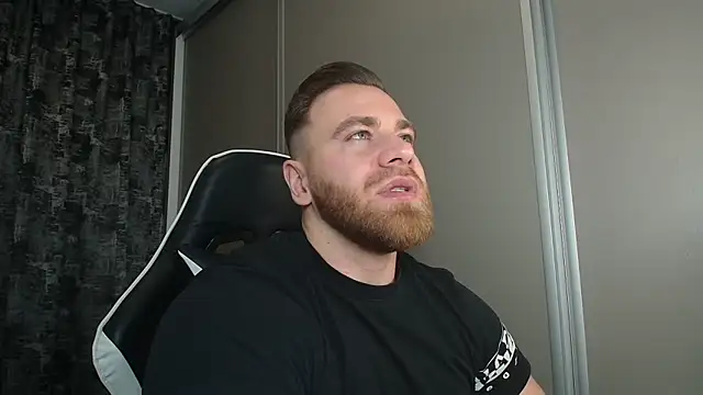 Thori92 online show from February 2026 05:43:01 PM