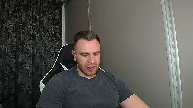 Thori92 online show from March 2026 05:52:01 PM