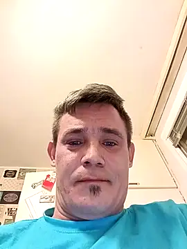 Snapshot of Ivanekkral chatting on February 2026 10:08:01 PM Ivanekkral online show from February 2026 10:08:01 PM