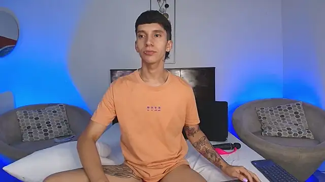 JacoboSwam online show from March 2025 11:42:02 AM