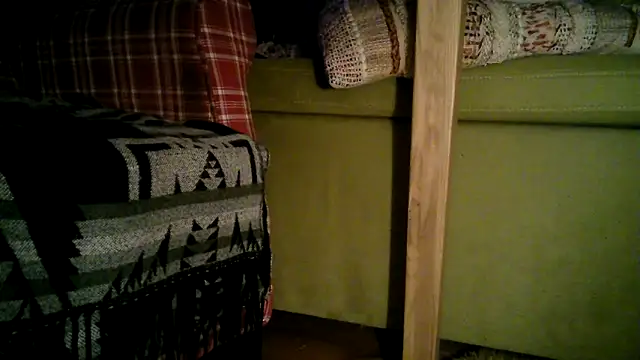 Snapshot of fusskuss2710 chatting on February 2025 10:31:01 PM fusskuss2710 online show from February 2025 10:31:01 PM