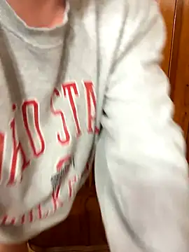 Lizzyloo online show from November 2025 11:15:01 PM