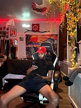 Snapshot of spideyzaddy chatting on November 2025 09:30:01 AM spideyzaddy online show from November 2025 09:30:01 AM