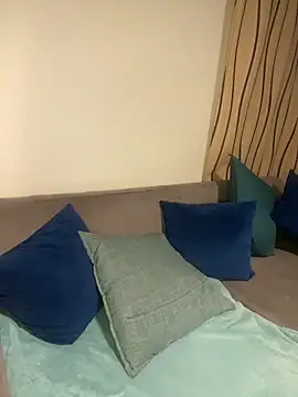 PETITE NAOMI online show from January 2025 12:54:02 AM