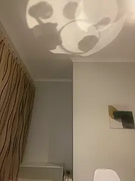 PETITE NAOMI online show from January 2025 01:08:01 AM