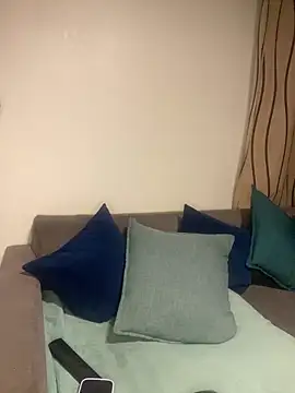 PETITE NAOMI online show from February 2025 06:37:01 PM