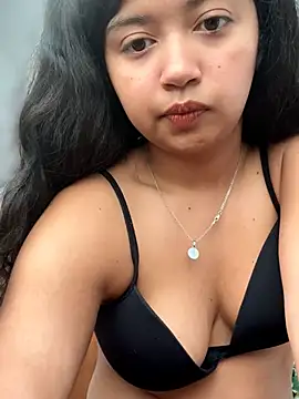 Peach Girll online show from March 2026 02:34:01 PM