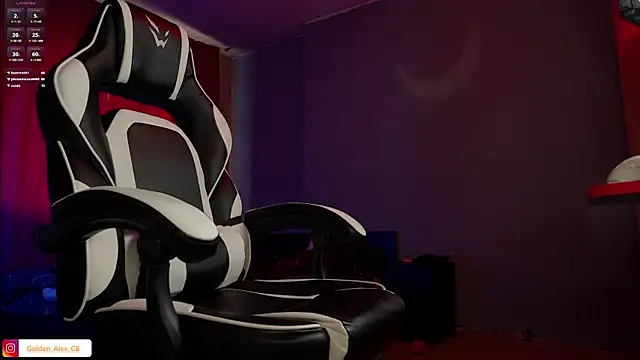 Snapshot of LuckyAlexx chatting on March 2025 10:36:02 AM LuckyAlexx online show from March 2025 10:36:02 AM