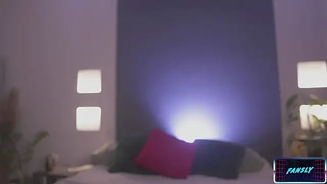 Snapshot of LucyAllenX chatting on February 2025 12:26:01 AM LucyAllenX online show from February 2025 12:26:01 AM