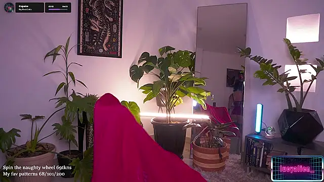 Snapshot of LucyAllenX chatting on September 2025 10:04:02 PM LucyAllenX online show from September 2025 10:04:02 PM