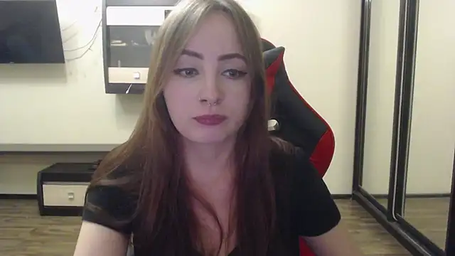 Laralianna online show from December 2024 09:29:02 PM