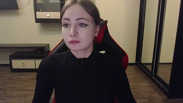 Laralianna online show from January 2025 07:42:01 AM